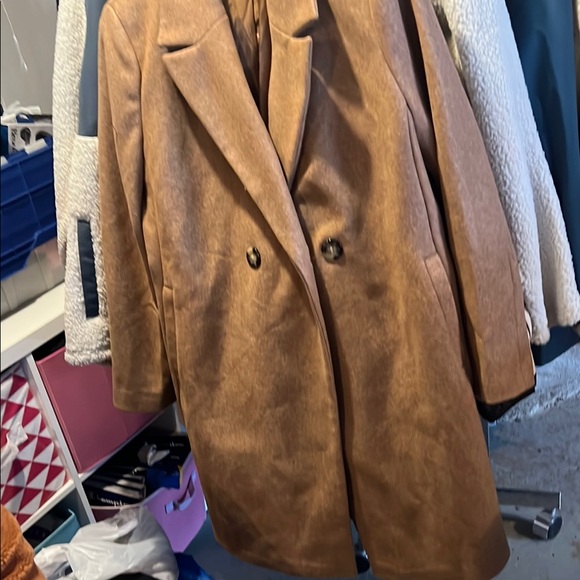 Ladies DKNY winter tan color, jacket, new size 2xl  100% polyester 24 ptp 42long - Picture 1 of 7